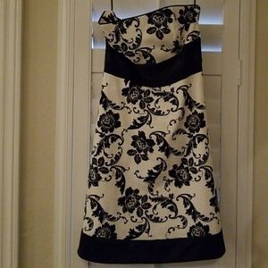 White House Black Market Strapless Dress